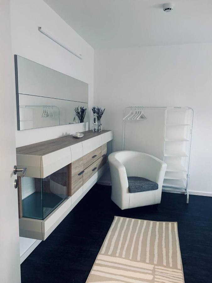 Apartment Mit Penthouse Charakter In Dresden Bagian luar foto