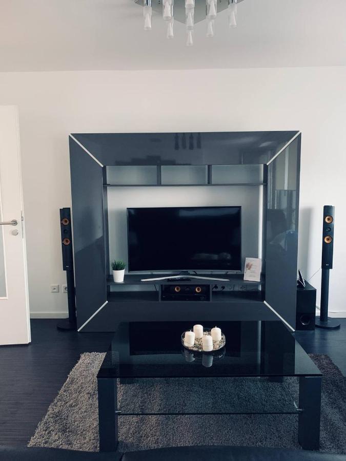 Apartment Mit Penthouse Charakter In Dresden Bagian luar foto
