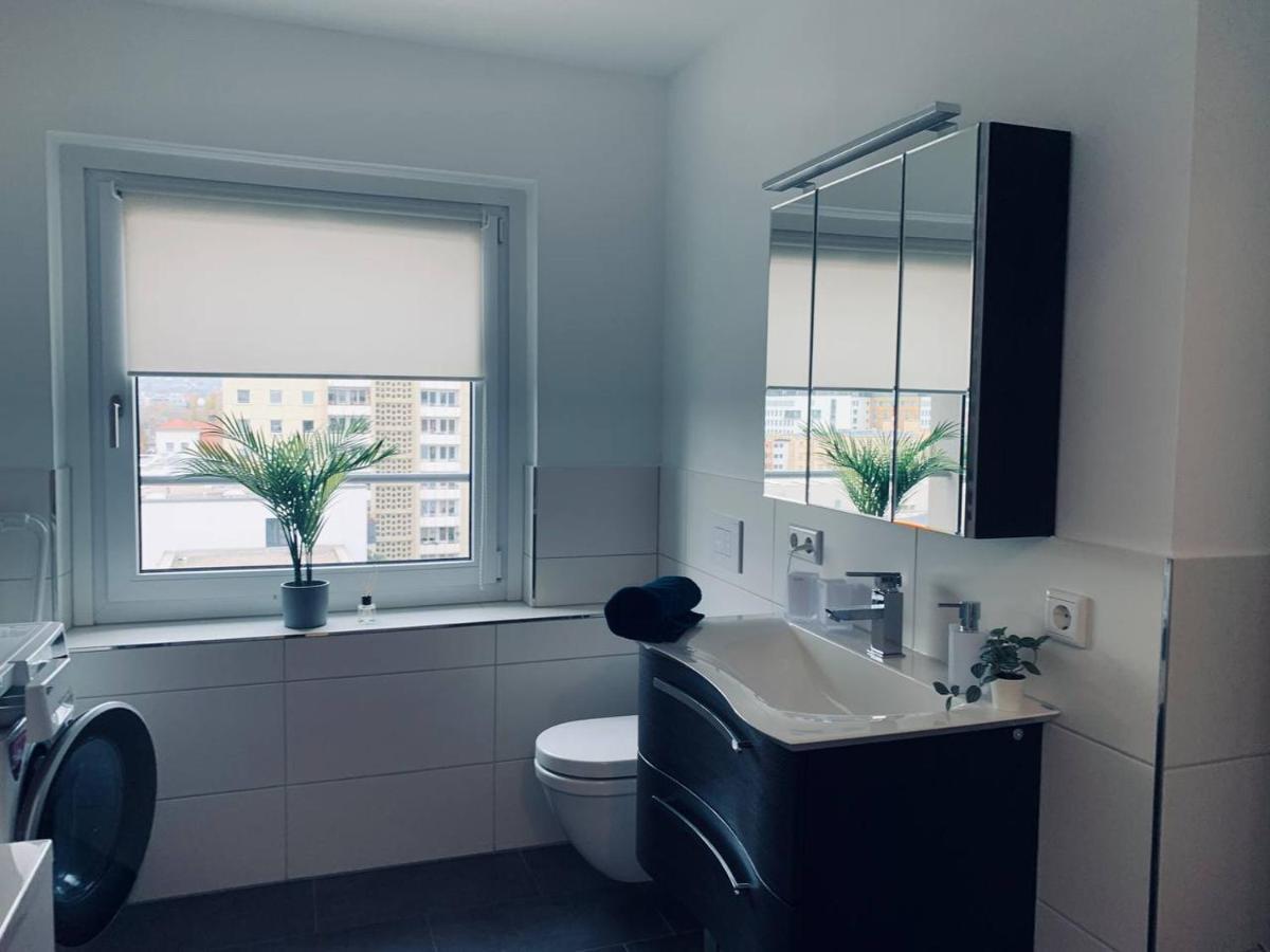 Apartment Mit Penthouse Charakter In Dresden Bagian luar foto